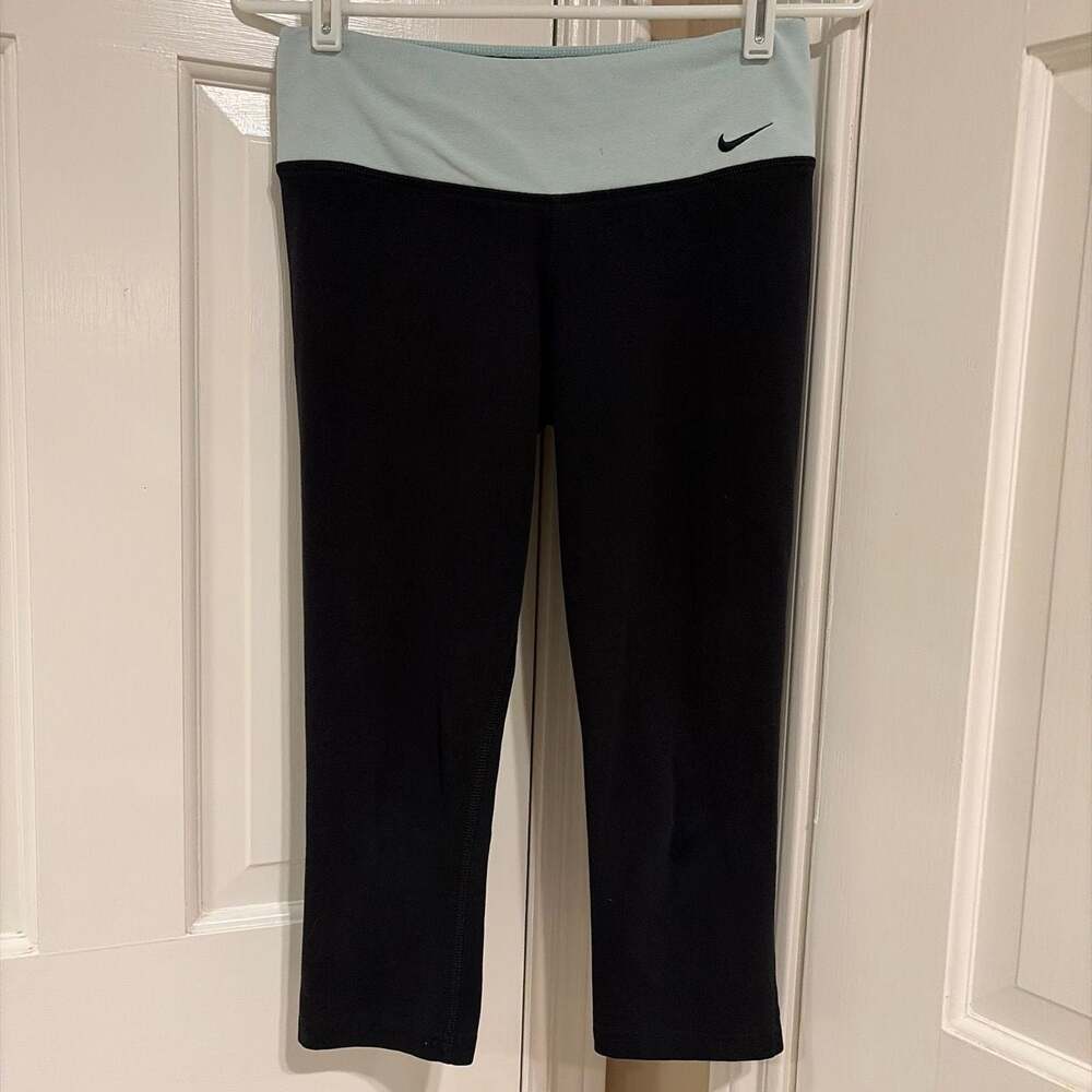 Nike Dri-FIT Women's Black Capri Leggings with Mint Green Fold-Over Waistband
